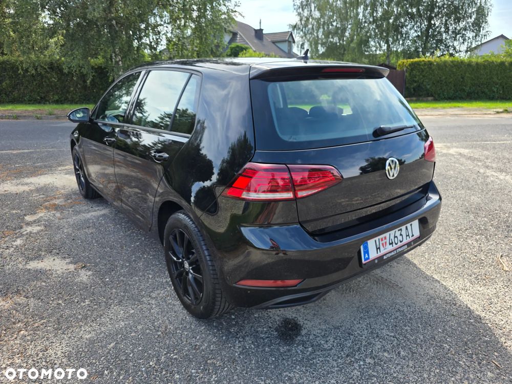 Volkswagen Golf 1.0 TSI (BlueMotion Technology) Trendline - 23