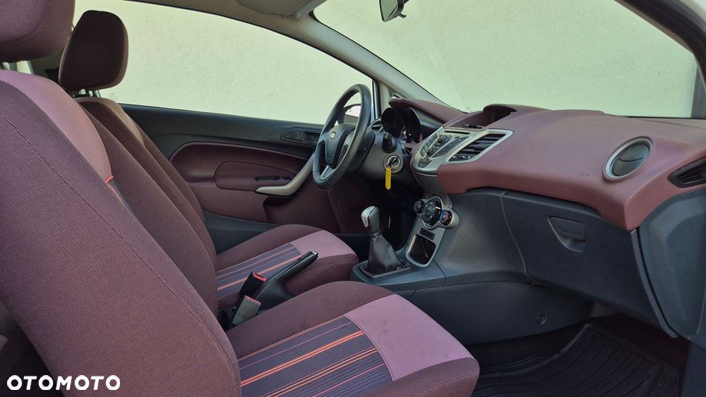 Ford Fiesta 1.25 Silver X (SVP) - 21