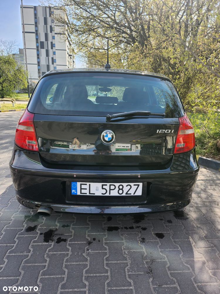 BMW Seria 1 120i - 4