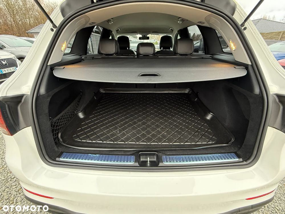 Mercedes-Benz GLC 200 d 4Matic 9G-TRONIC AMG Line - 31