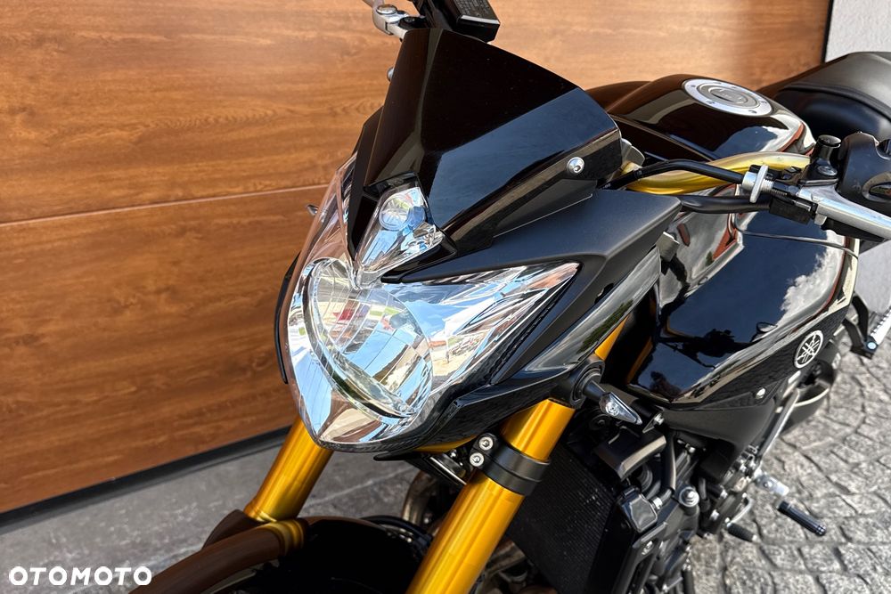 Yamaha FZ8 - 20