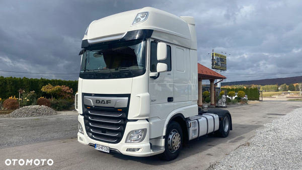 DAF XF 106 480 SUPER SPACE CAB / RETARDER /