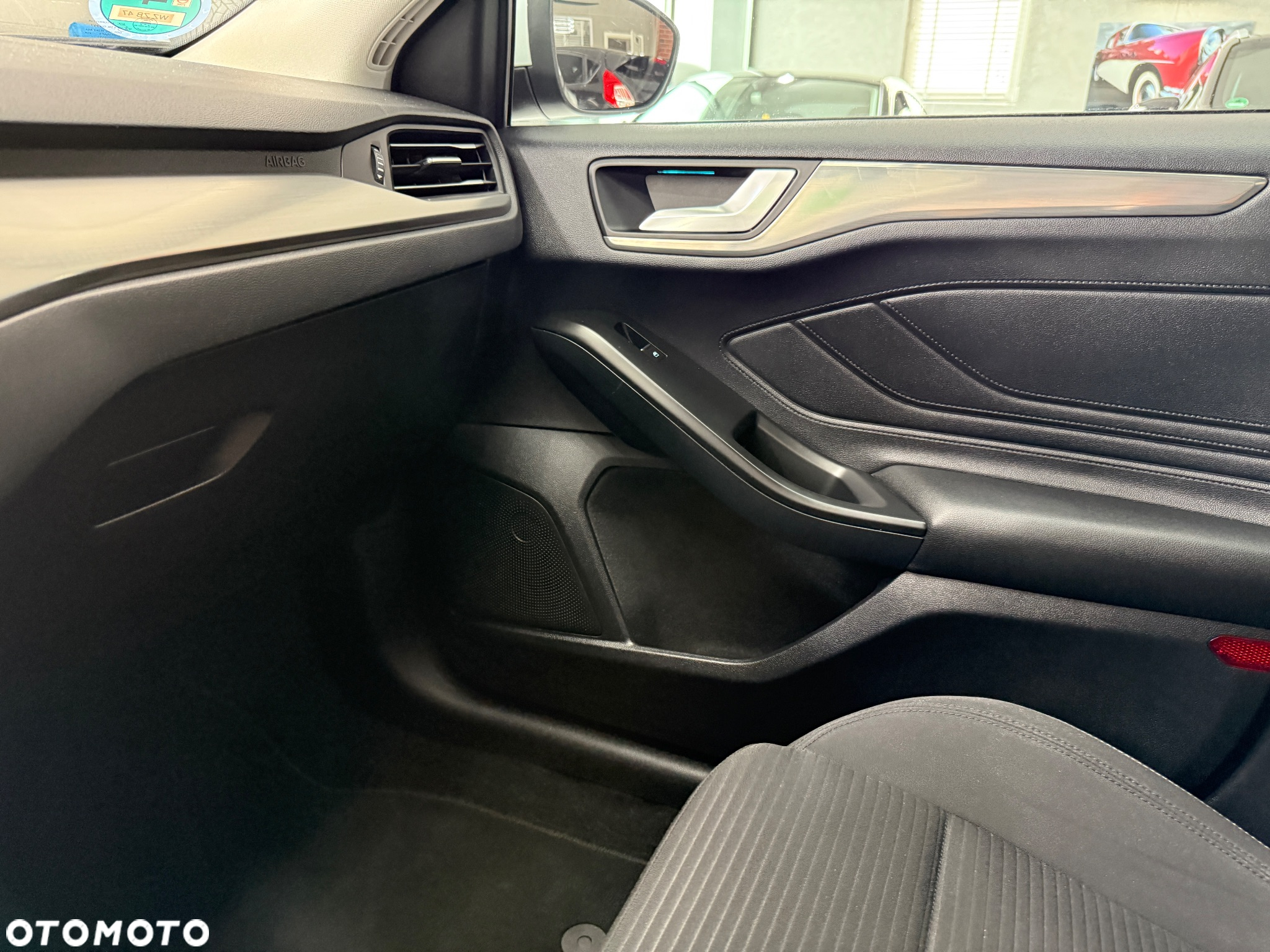 Ford Focus 1.0 EcoBoost Active - 29