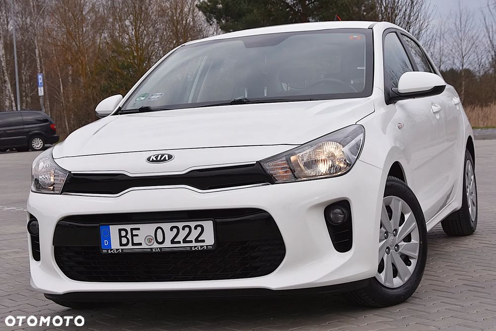 Kia Rio 1.2 L - 11