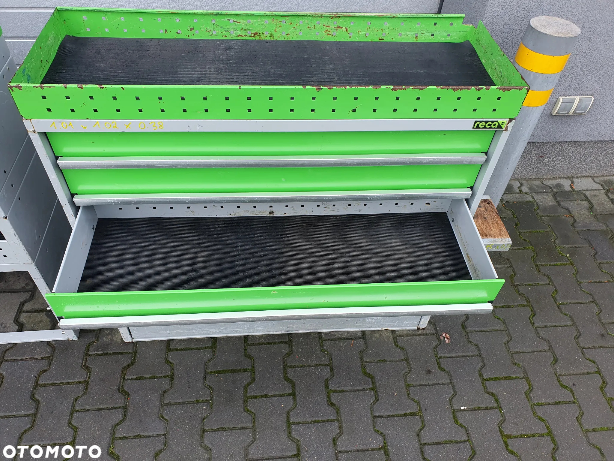 Zabudowa warsztatowa na auto dostawcze - 5