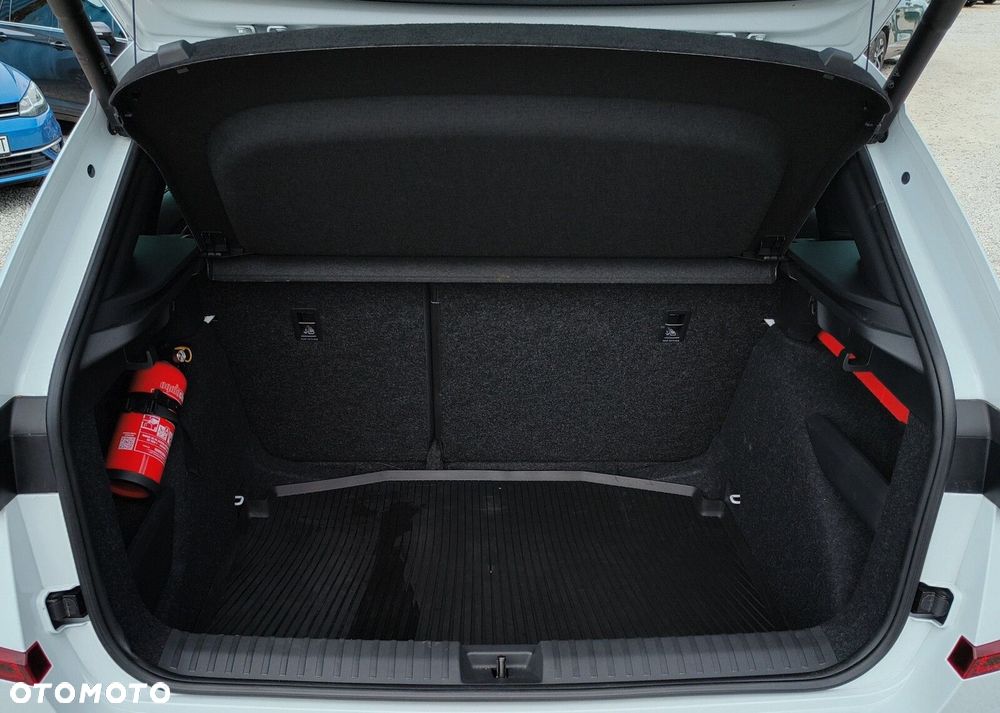 Skoda Kamiq 1.5 TSI Monte Carlo DSG - 27