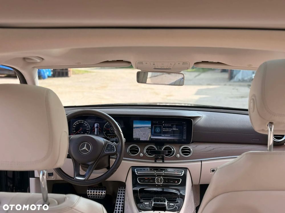Mercedes-Benz Klasa E 220 d 4-Matic All-Terrain - 14