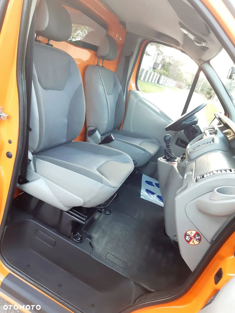 Opel Vivaro - 28