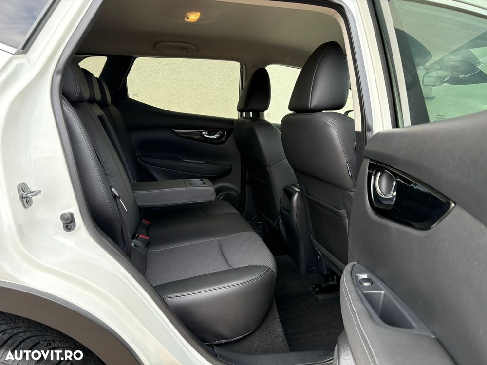 Nissan Qashqai 1.6 DCI 4 x 4 DPF tekna - 8