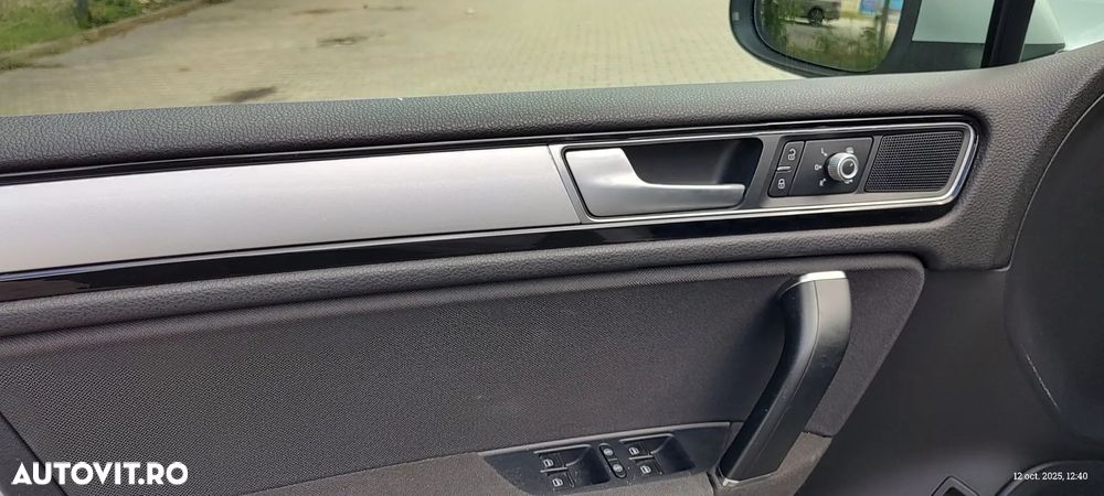 Volkswagen Touareg - 8