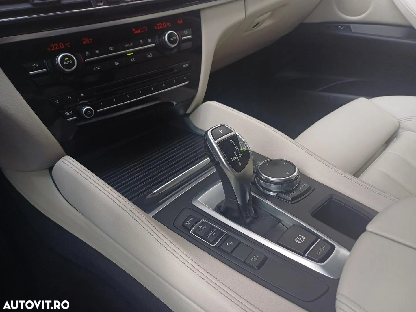 BMW X6 xDrive35i - 13