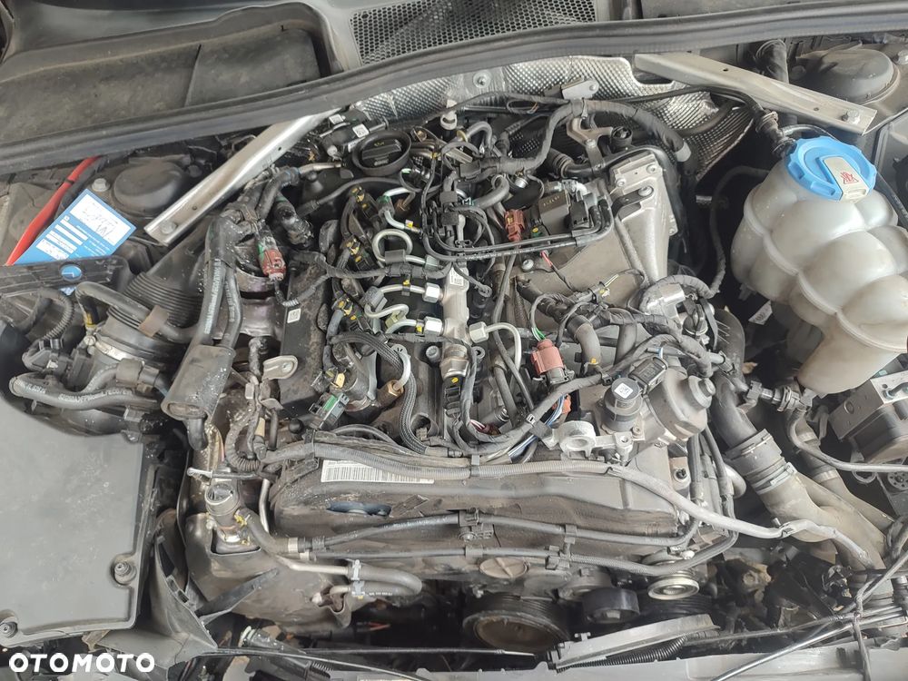 Audi A4 Avant 2.0 TDI DPF Attraction - 25