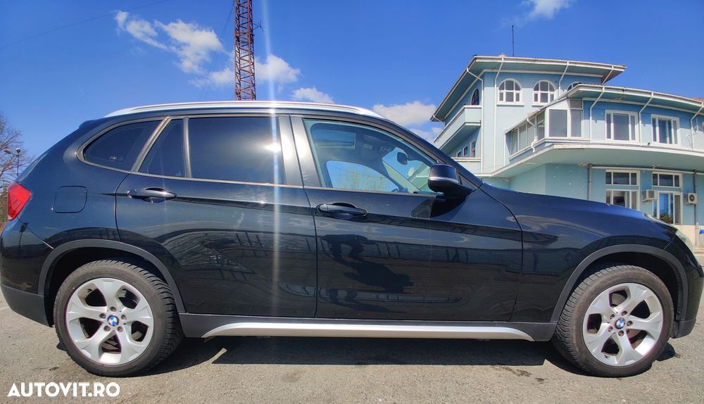 BMW X1 xDrive18d - 15