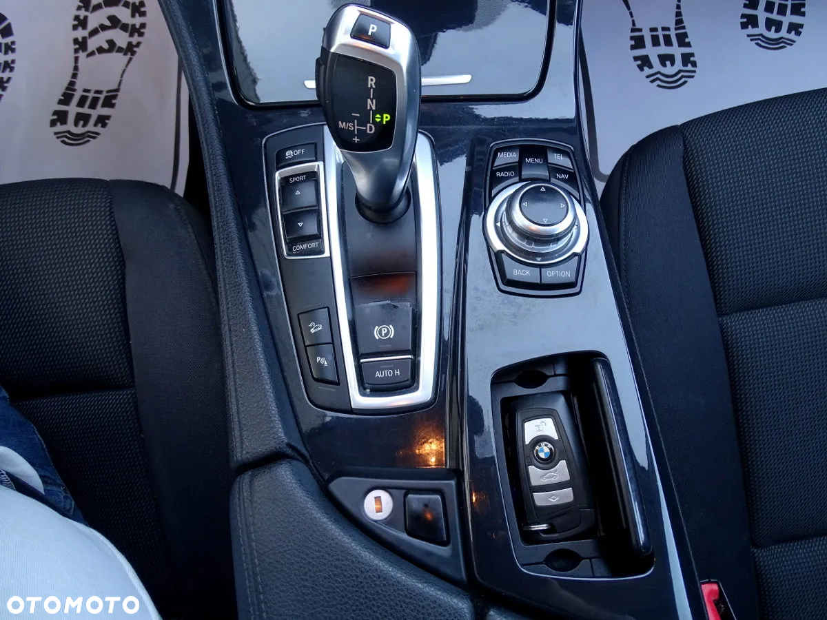 BMW Seria 5 528i xDrive - 20