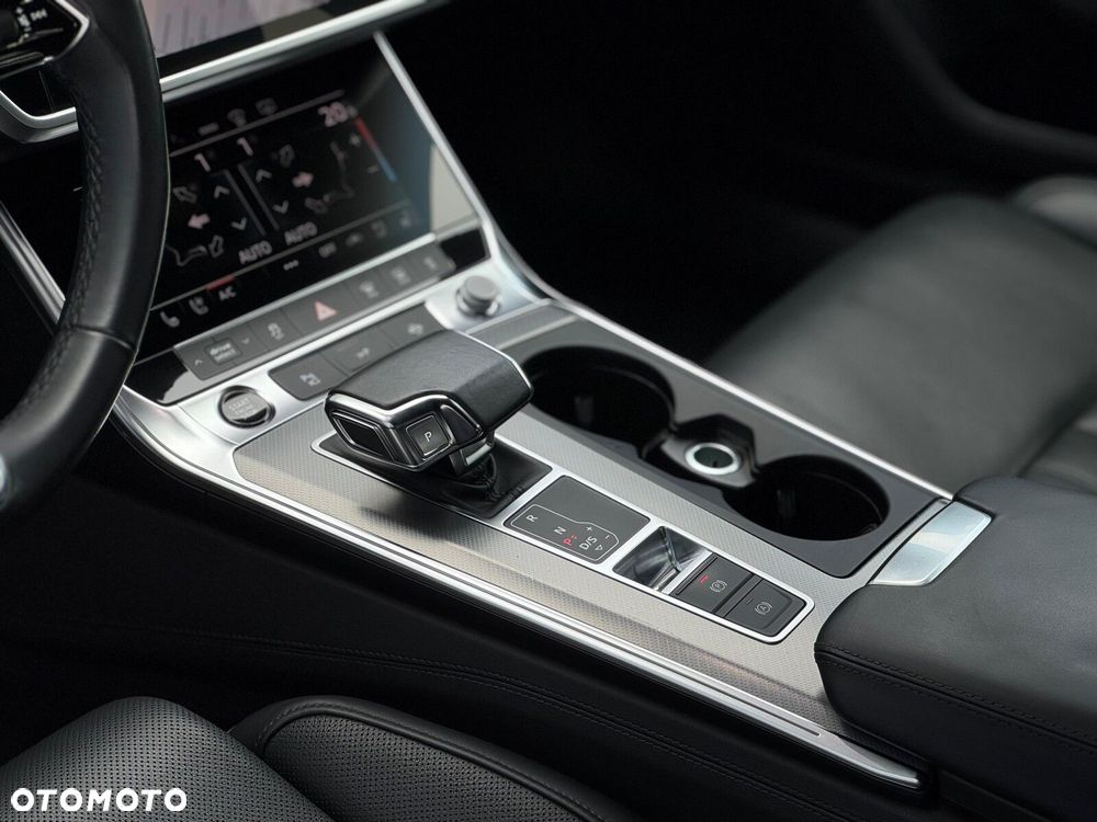 Audi A6 Avant 50 TDI mHEV Quattro S Line Tiptronic - 13