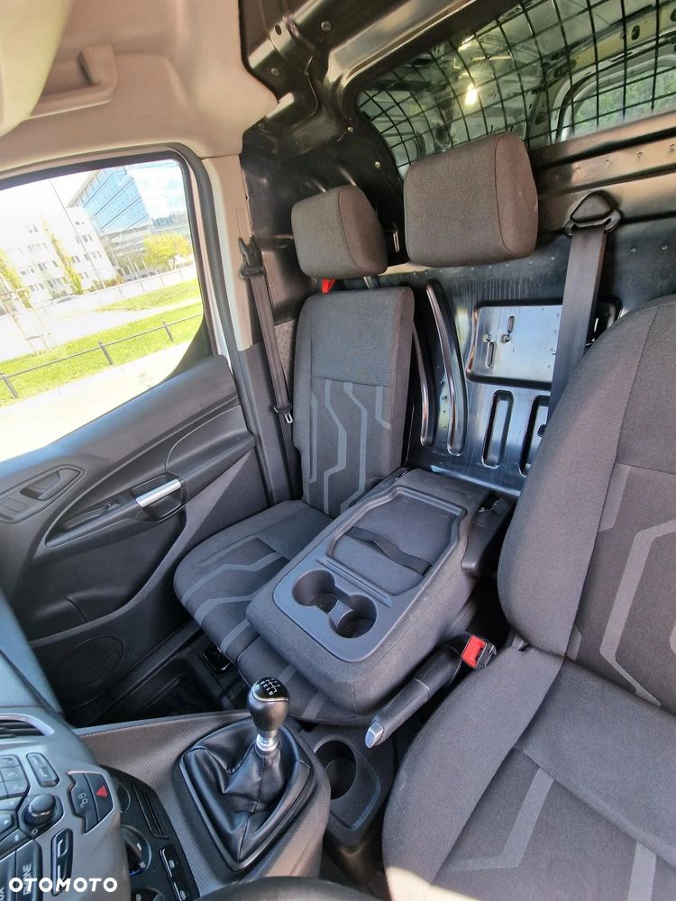 Ford TRANSIT CONNECT - 24