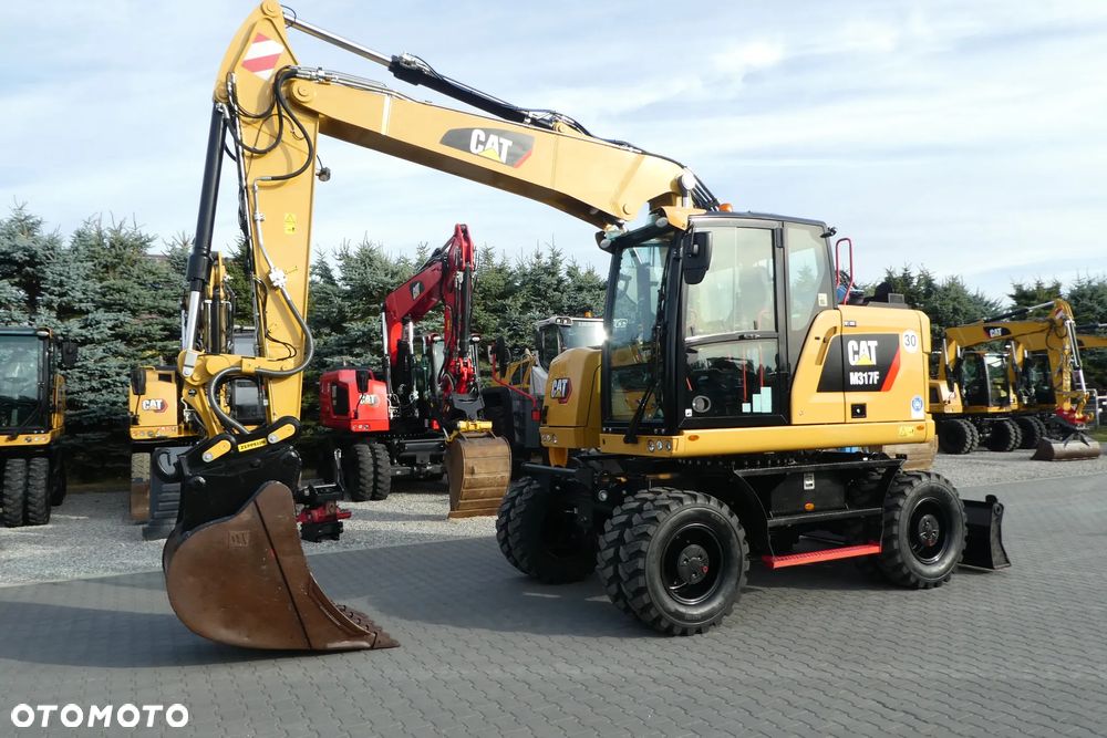 Caterpillar M 317F Z NIEMIEC - 34