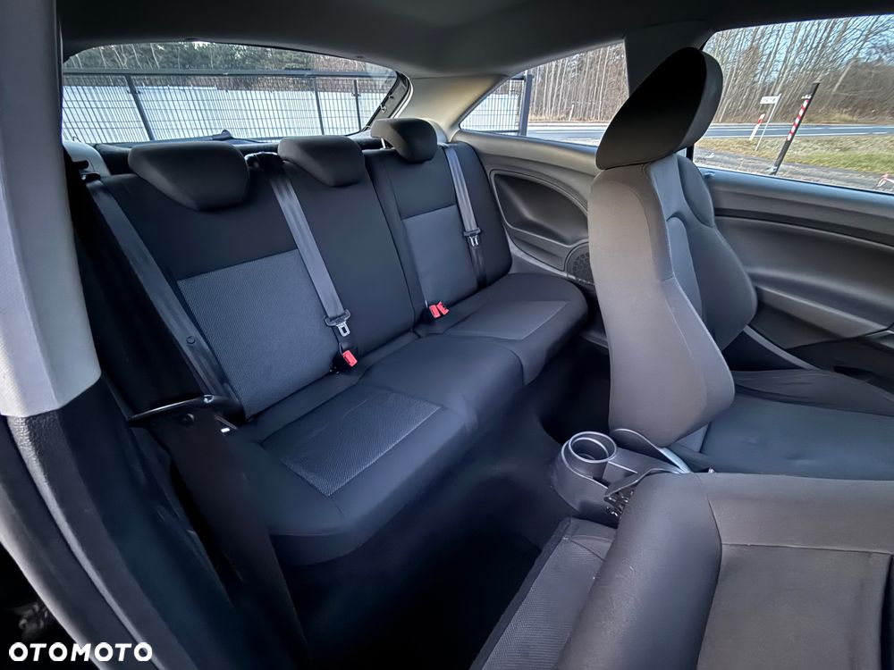 Seat Ibiza SC 1.4 16V Sport - 12