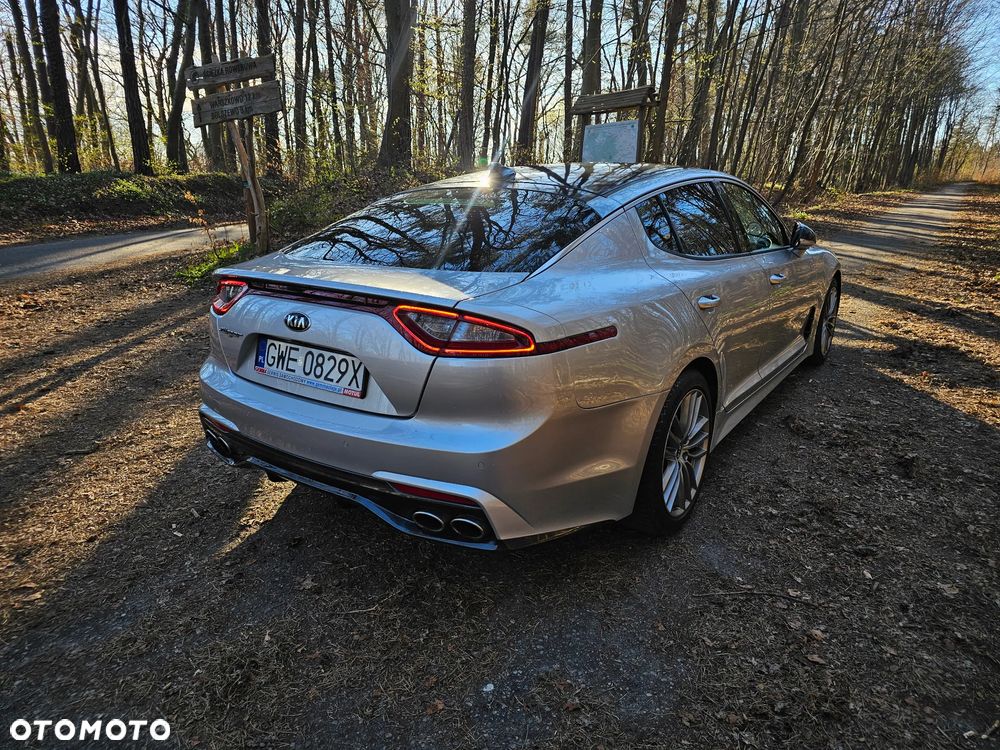 Kia Stinger 2.0 T-GDI XL - 4