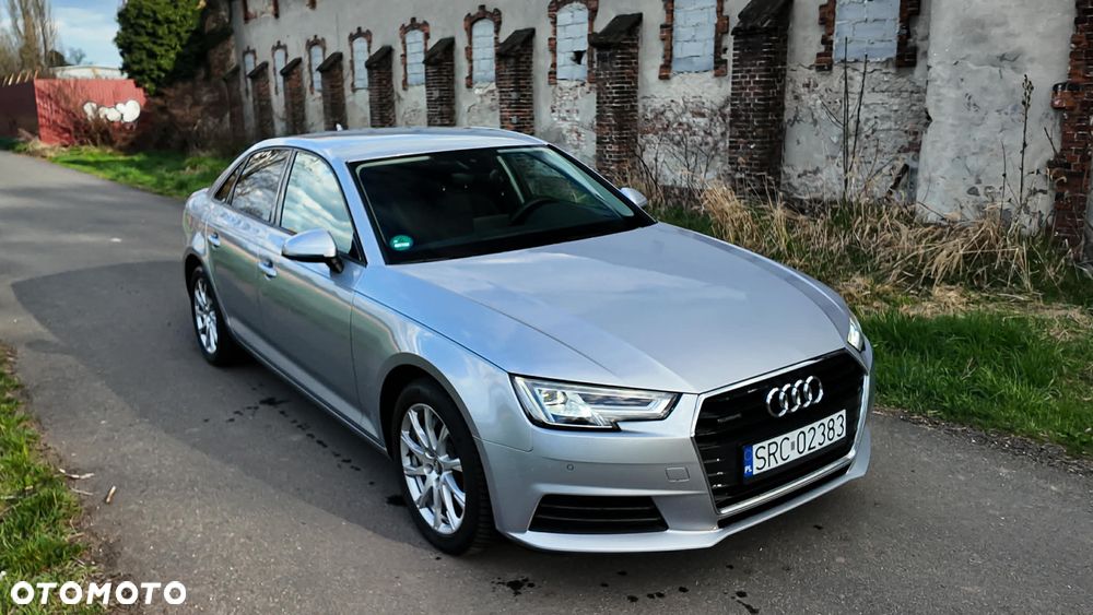 Audi A4 Limousine 2.0 TDI quattro design - 1