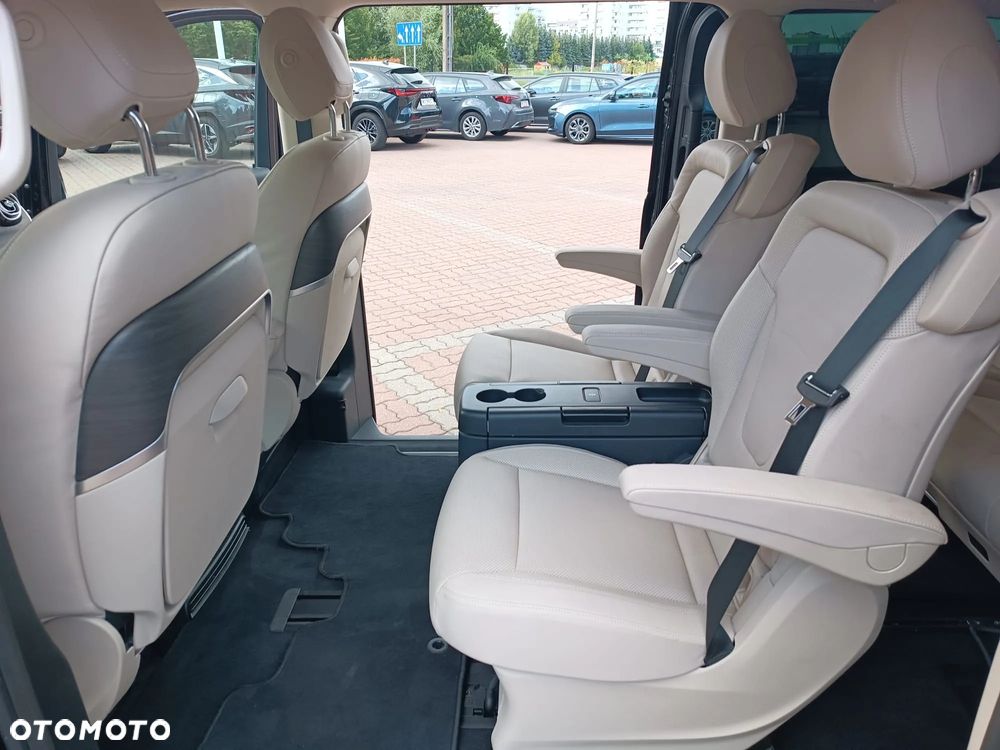 Mercedes-Benz Klasa V 2025