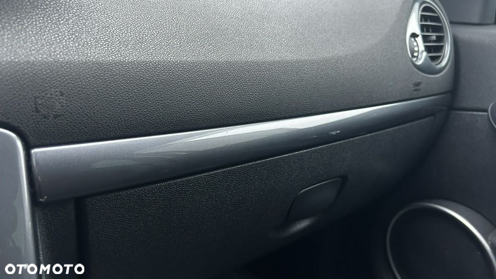 Renault Clio - 12