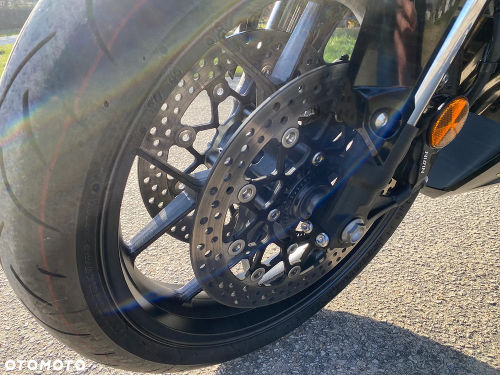 Honda CBR - 21