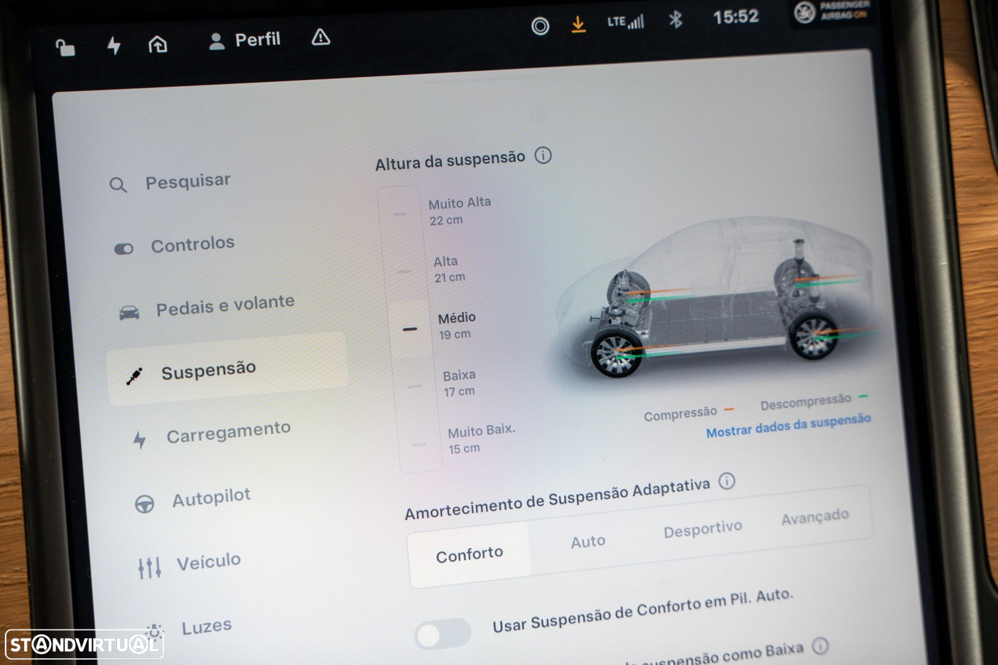 Tesla Model X - 22