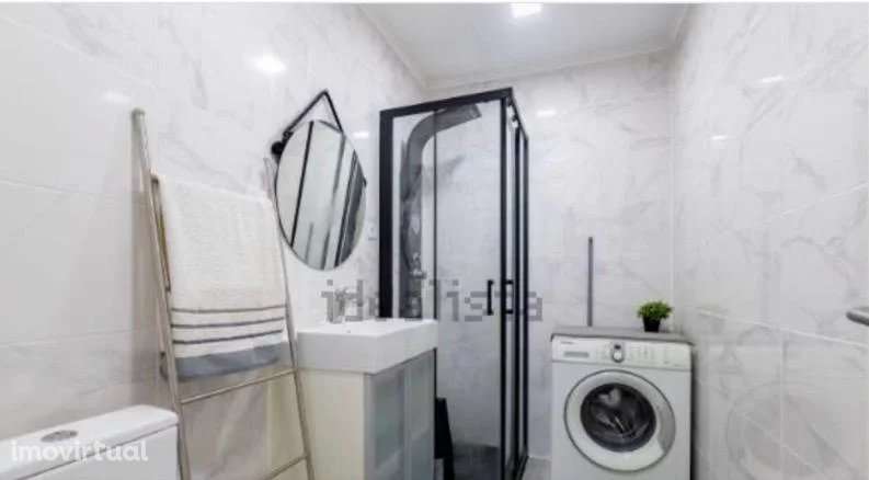 Oportunidade T1 nos Olivais com vista rio _Ideal para Investimento ou - Grande imagem: 5/9