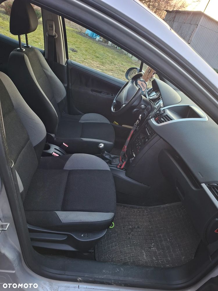 Peugeot 207 1.6 HDi Trendy - 4