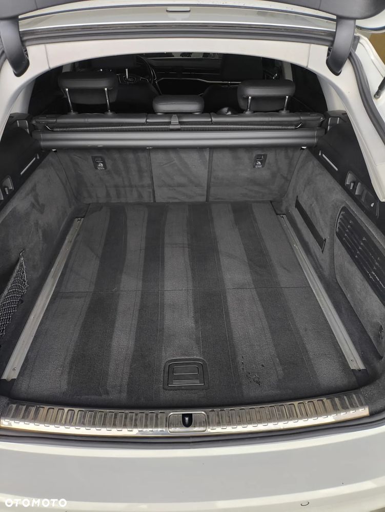 Audi A6 Allroad - 12