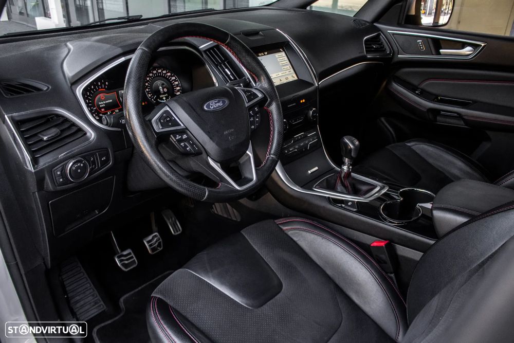 Ford S-Max 2.0 TDCi ST-Line - 28