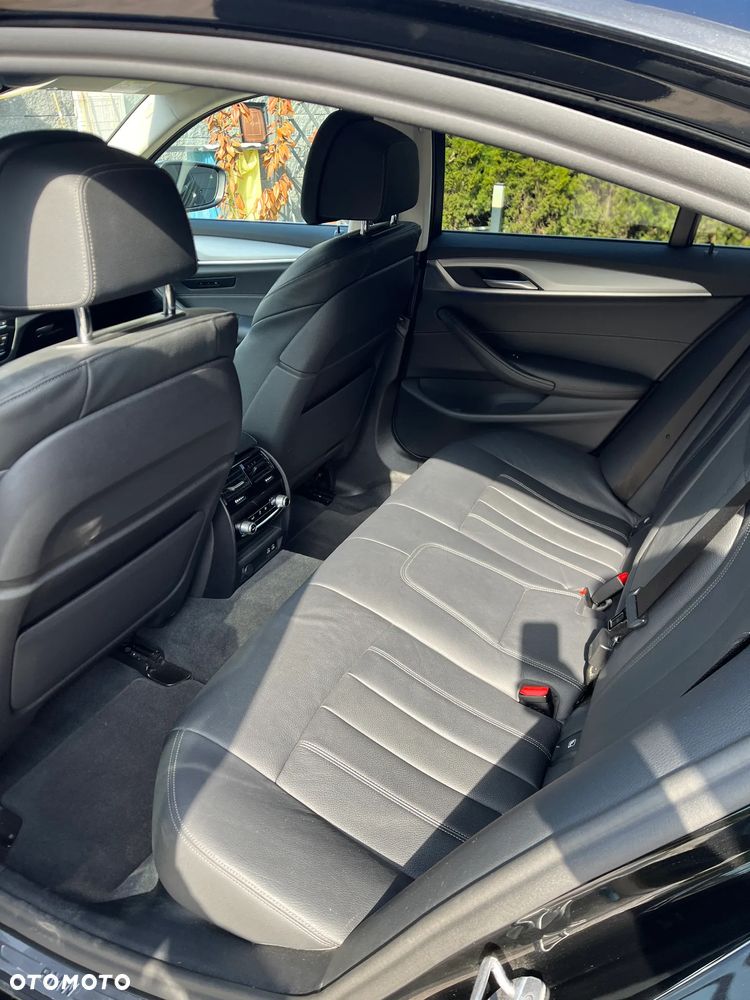 BMW Seria 5 530i GPF Luxury Line - 3