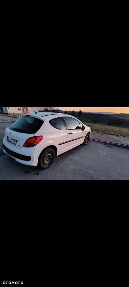 Peugeot 207 - 4