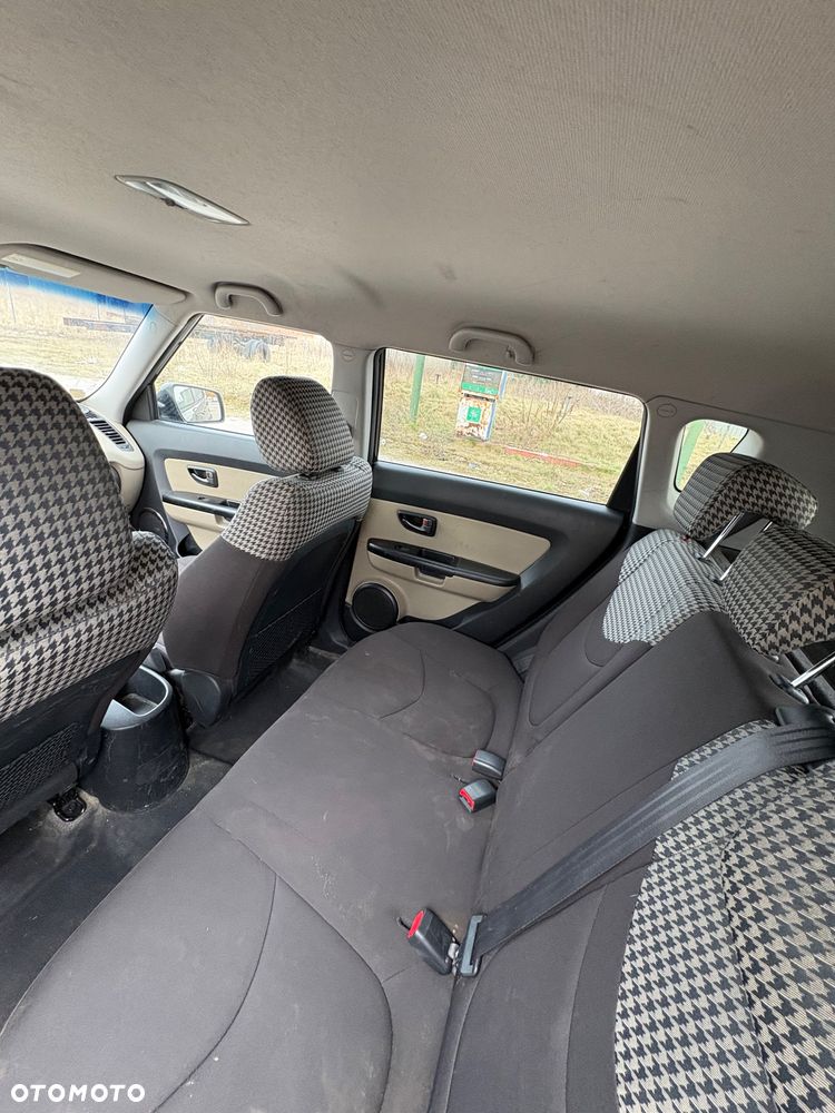 Kia Soul 1.6 CRDI Attract - 11