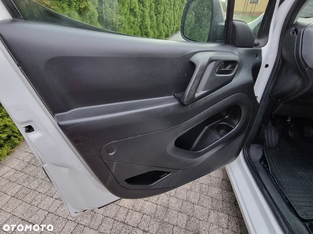 Citroën Berlingo - 11