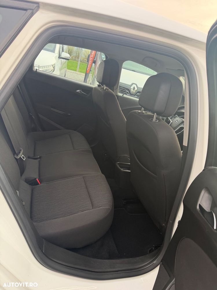 Opel Astra 1.4 Turbo Cosmo - 9