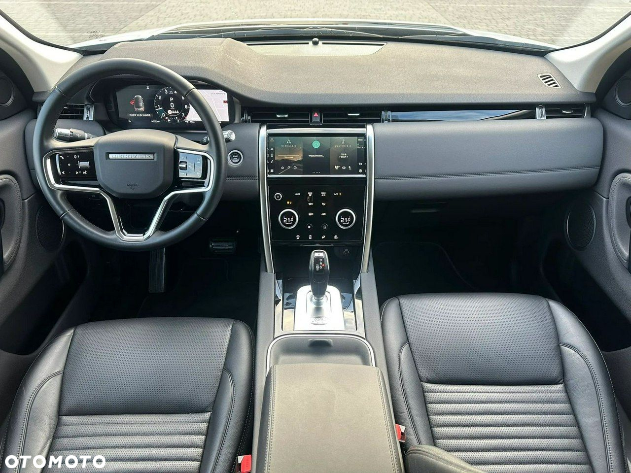 Land Rover Discovery Sport 2.0 P200 mHEV S - 17