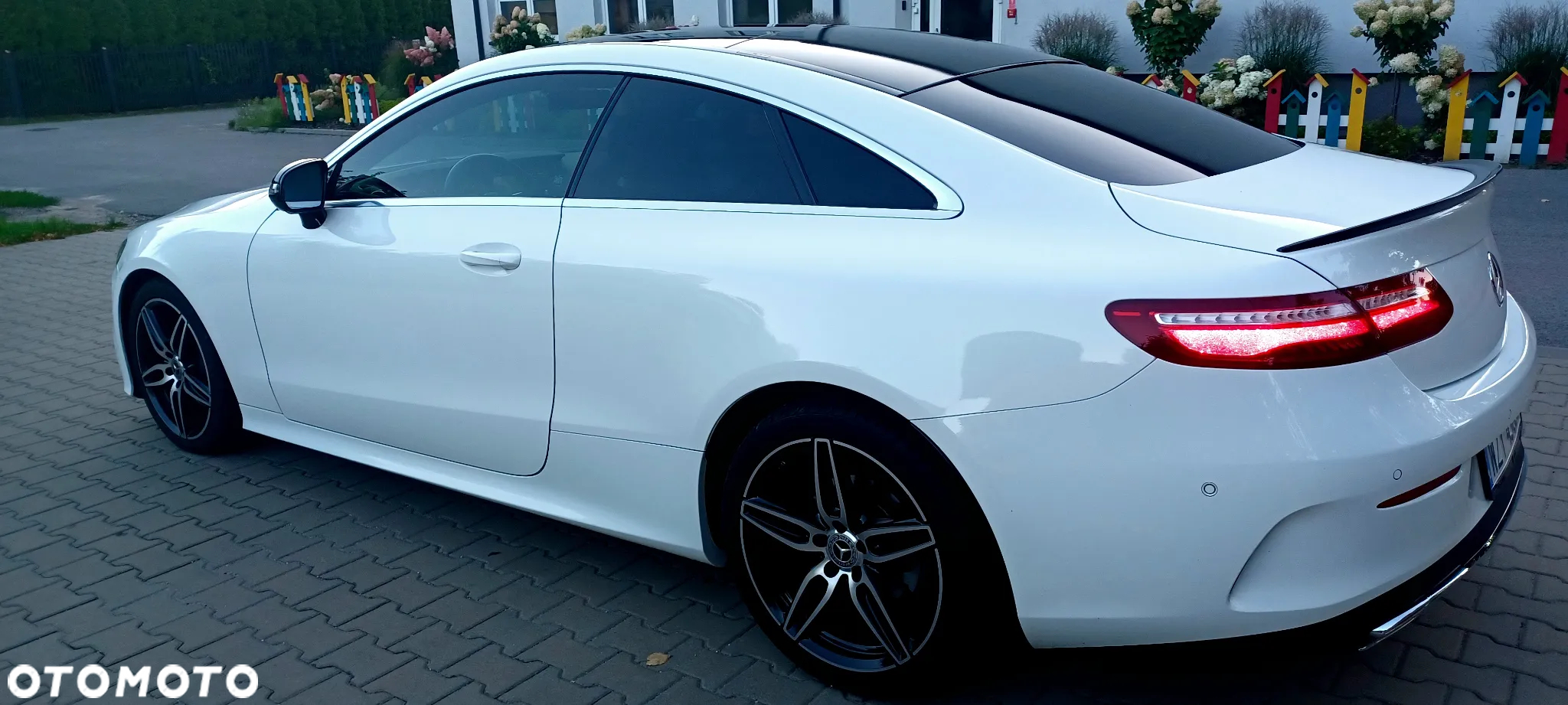 Mercedes-Benz Klasa E 220 d Coupe 9G-TRONIC - 10