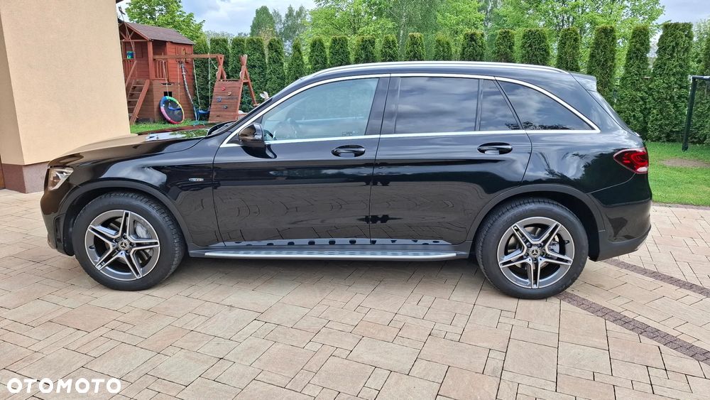 Mercedes-Benz GLC - 12