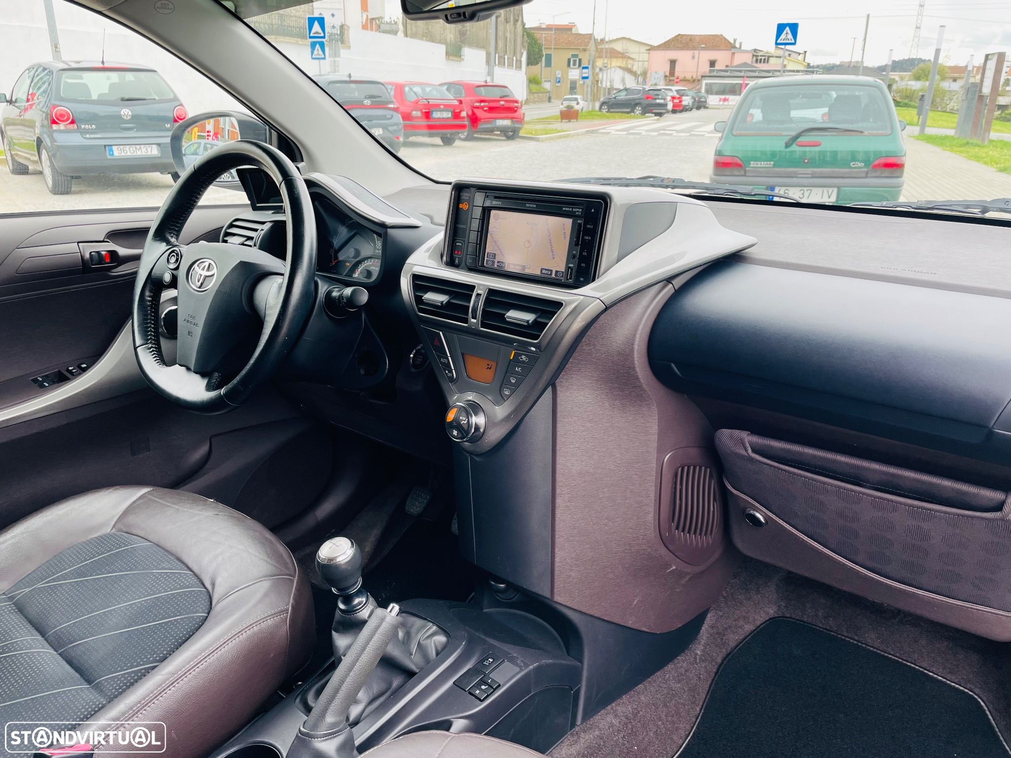 Toyota iQ 1.0 VVT-i 2 NAVI+Bluetooth - 11