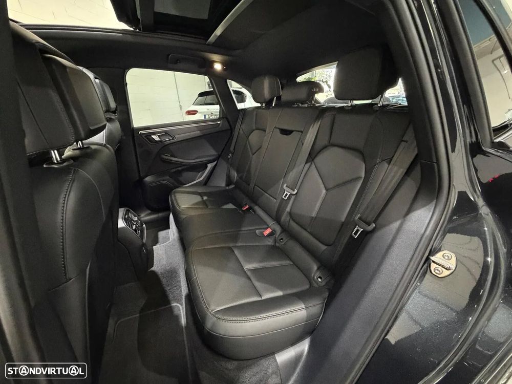 Porsche Macan T - 37