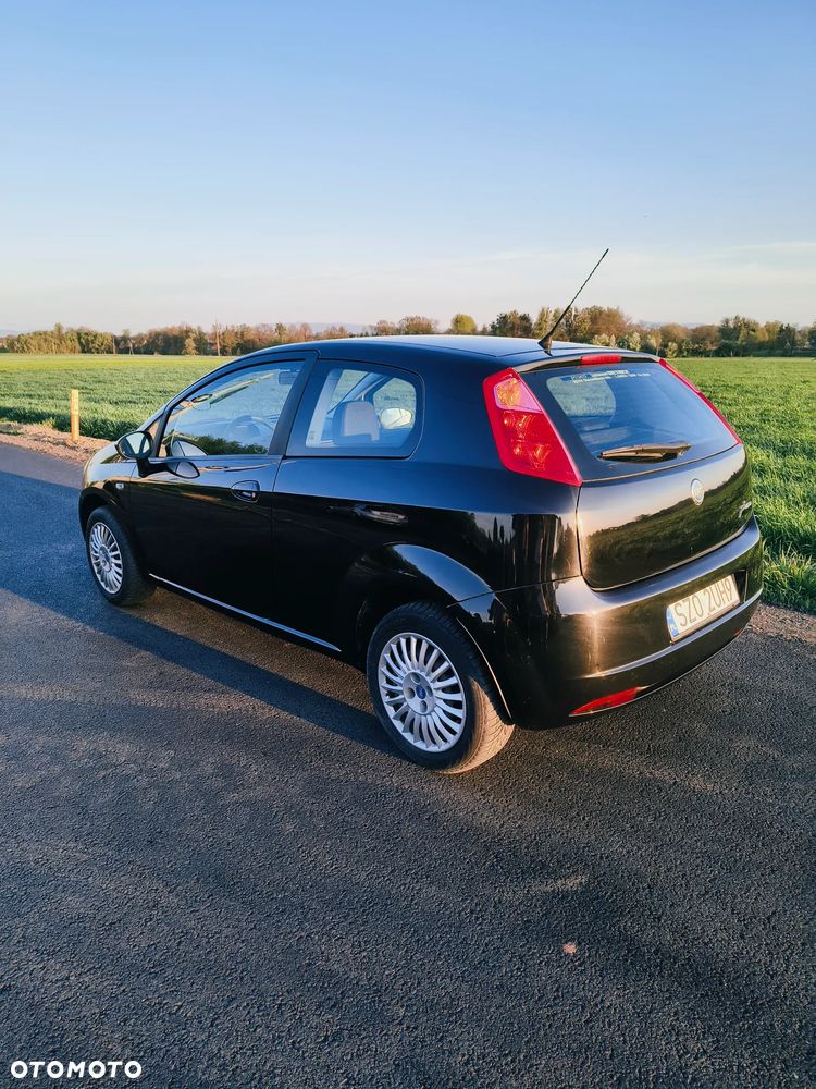 Fiat Grande Punto - 7