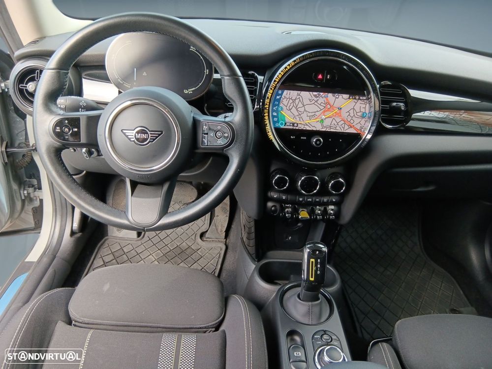 MINI 3 Portas Cooper SE - 12