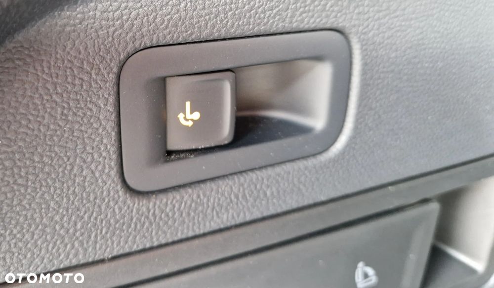 Volkswagen Tiguan - 12