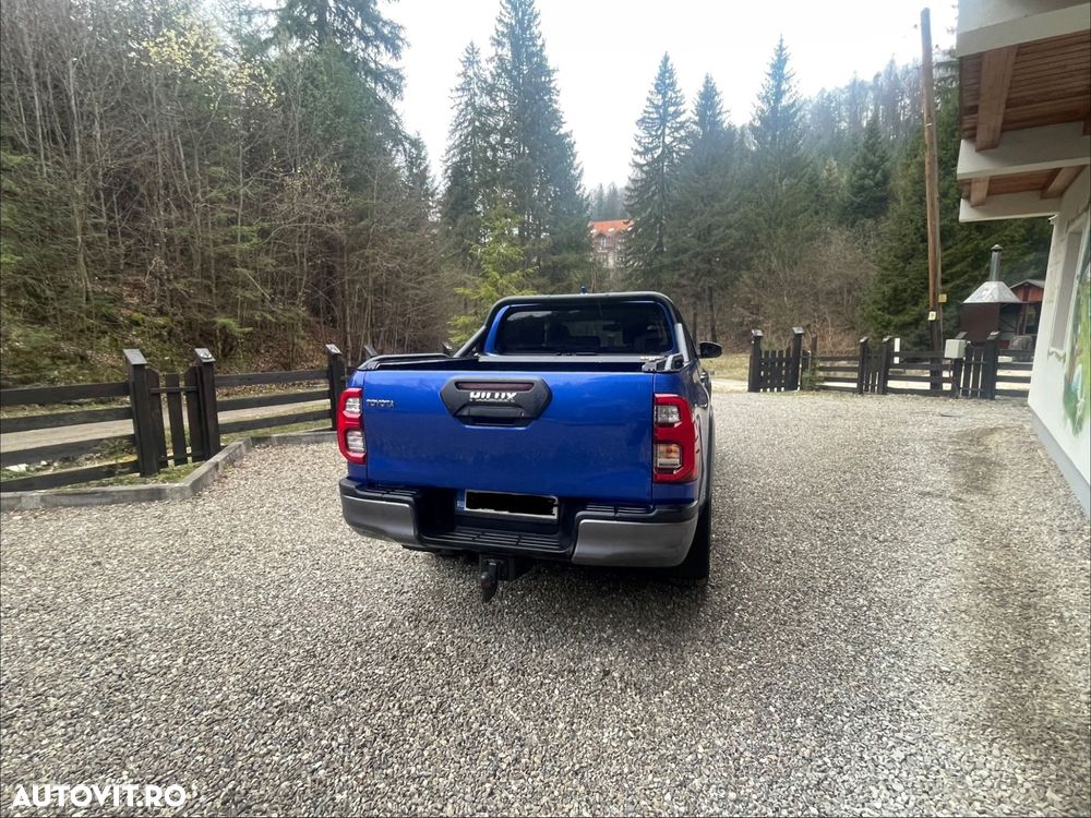 Toyota Hilux 4x4 Double Cab Autm. Invincible - 4