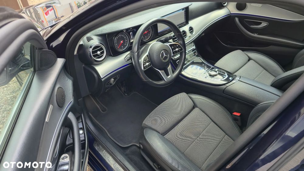 Mercedes-Benz Klasa E 220 d 9G-TRONIC Avantgarde - 6