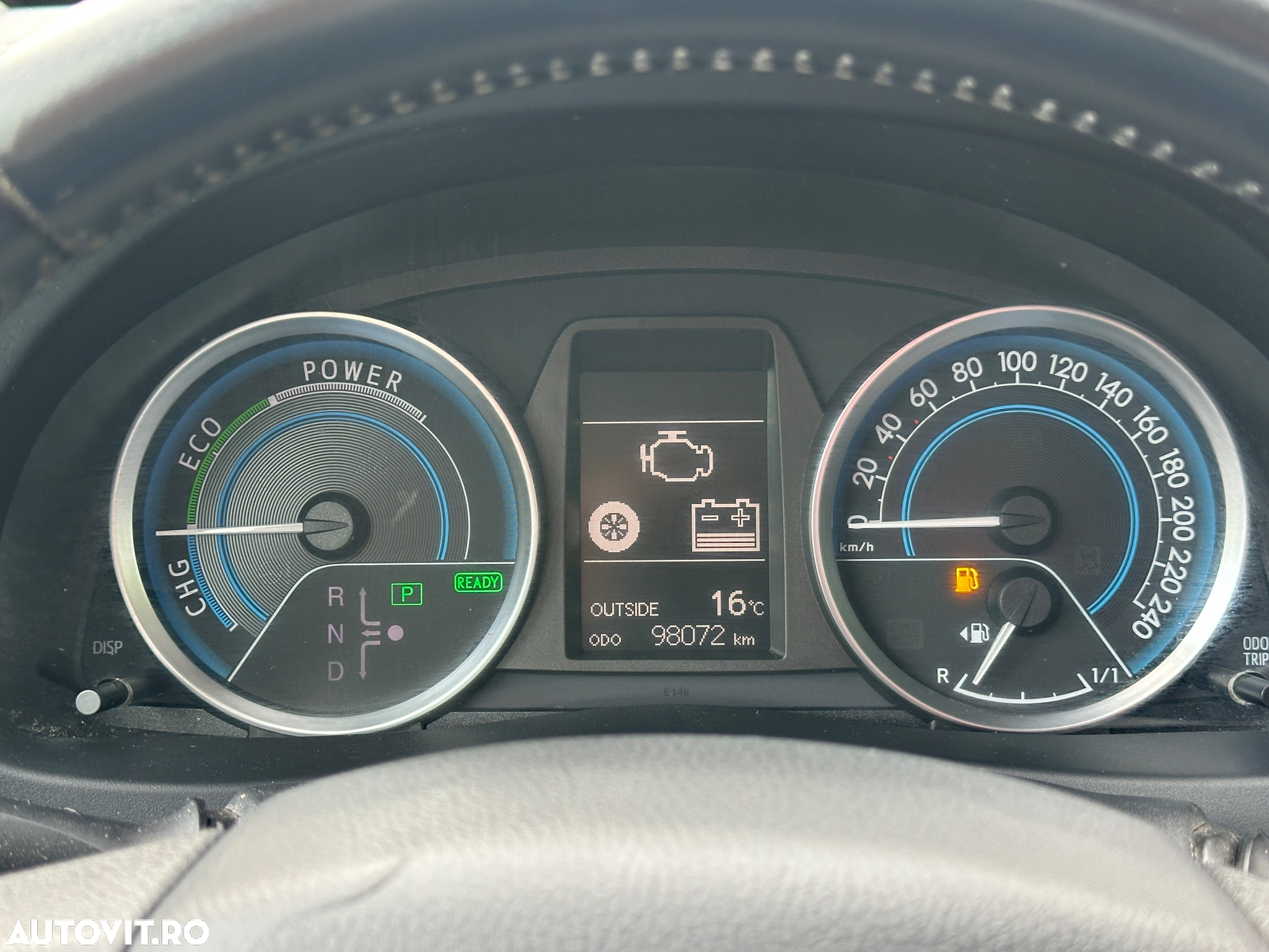 Toyota Auris 1.8 L VVT-i HSD Sol - 9