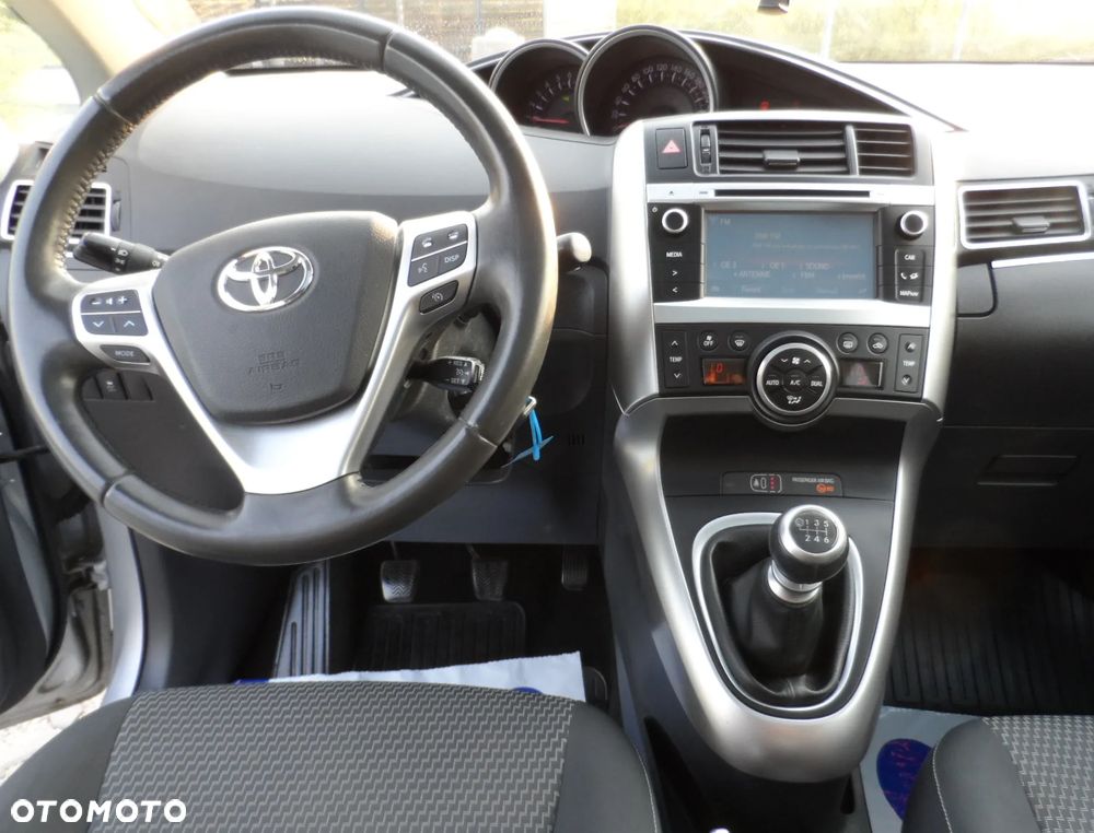 Toyota Verso 1.6 5-Sitzer Life - 17