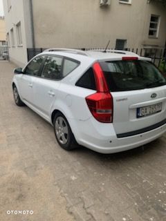 Kia Ceed - 12